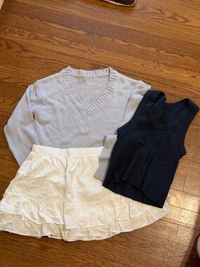 Brandy Melville Bundle - V-neck Sweater skirt and tank top